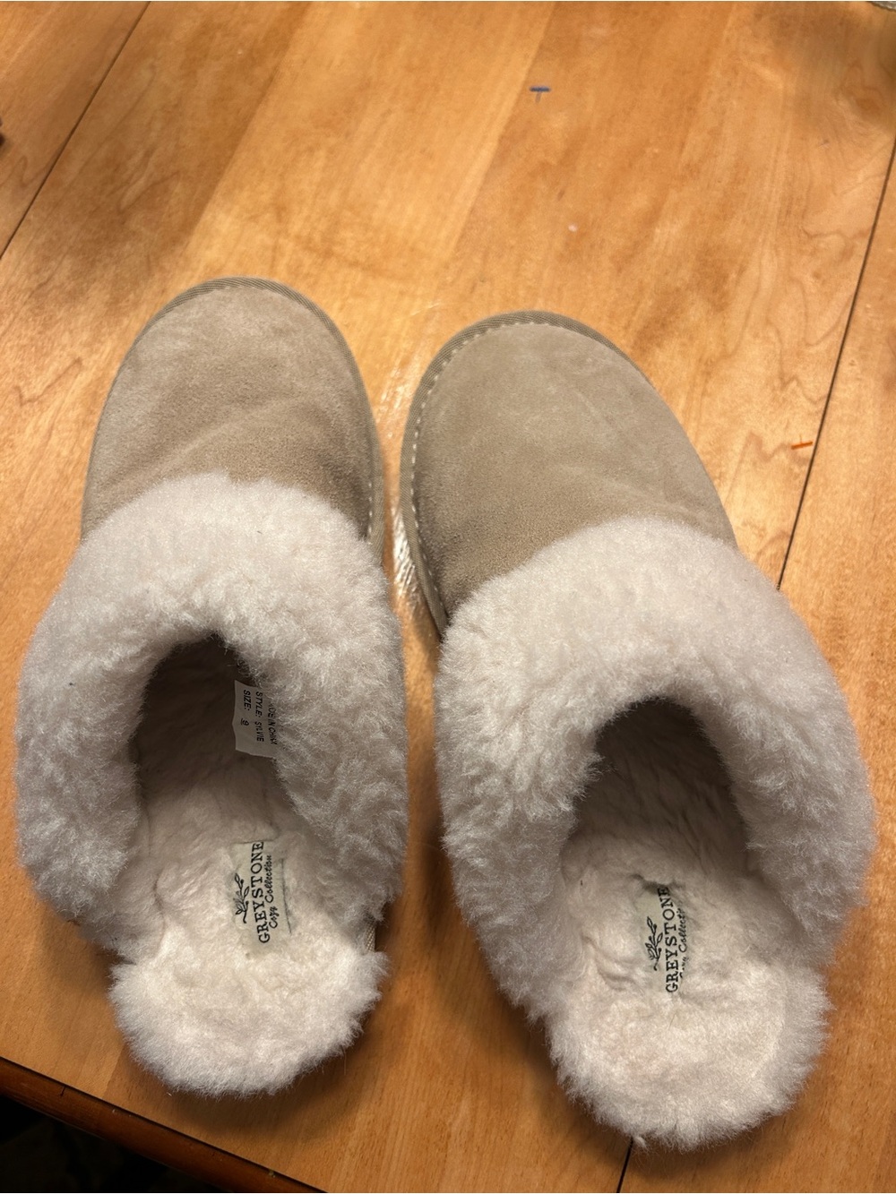 Plush Greystone Shearling Lined Slip-On Clog in Cream